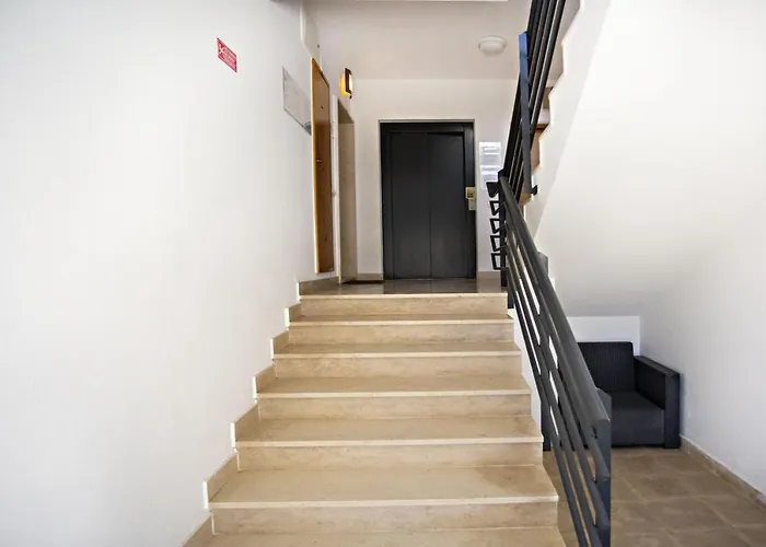 Miranda Cabanas De Tavira